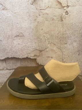 Bata Black Two-Strap Buckle Slide Sandal